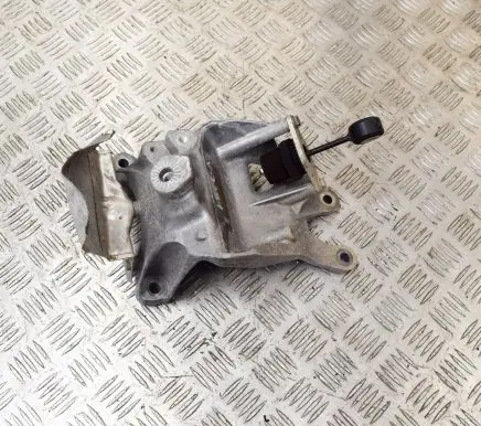 Audi Q7 4M Engine mounting bracket 4M0199308AT
