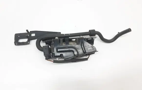 Volkswagen Touran II Fuel injection high pressure pump 5N0906129B