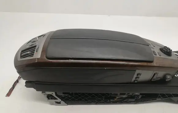BMW 7 E65 E66 Armrest