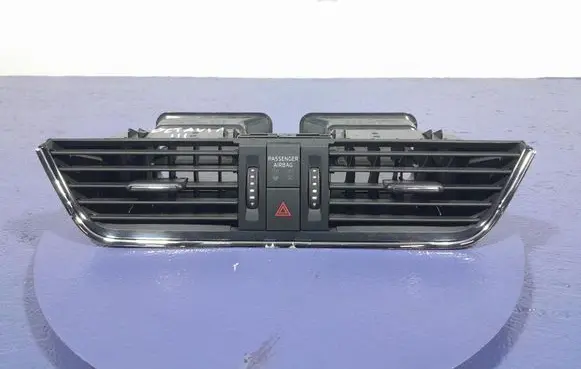 Skoda Octavia Mk3 (5E) Dashboard side air vent grill/cover trim 5E0820951A
