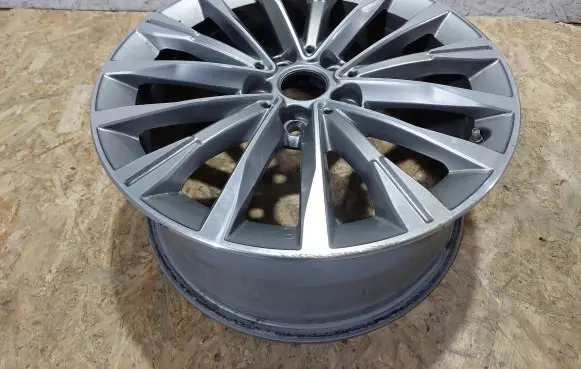 R17 alloy rim