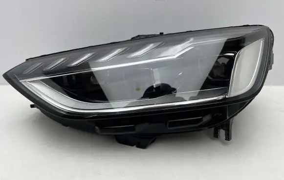 Audi A4 S4 B9 8W Headlight/headlamp 8W0941033D