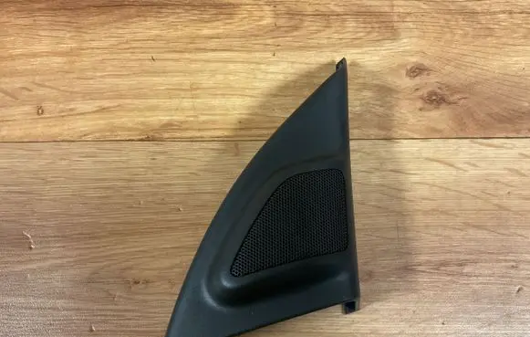 Volvo V70 Front door high frequency speaker 30781066 07W42 M5XUG