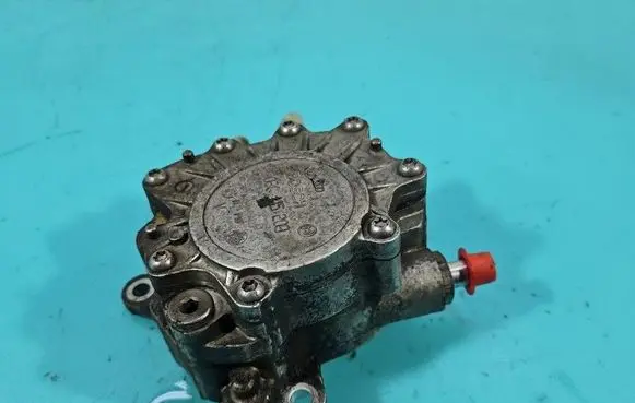 Volkswagen PASSAT B6 Vacuum pump 03G145209 IMPRK1542199