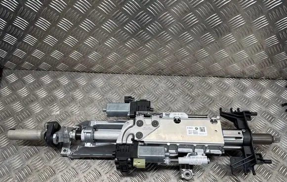 Steering wheel axle set