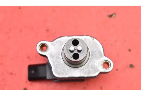Skoda Octavia 985 Sensor 04E906048A