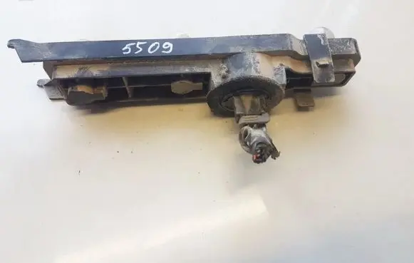 Volkswagen PASSAT B5 Tail light bulb cover holder