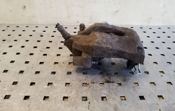 Volvo XC90 Rear brake caliper