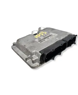 Volkswagen PASSAT B5 Engine control unit/module 038906018P 28SA3664