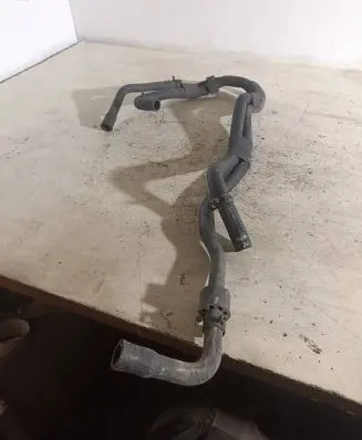 Volkswagen Golf IV Engine coolant pipe/hose