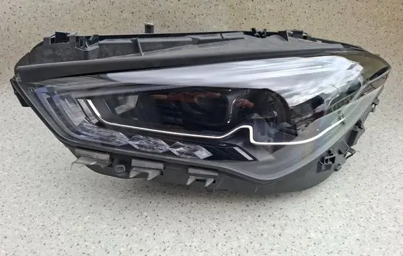 Headlight/headlamp