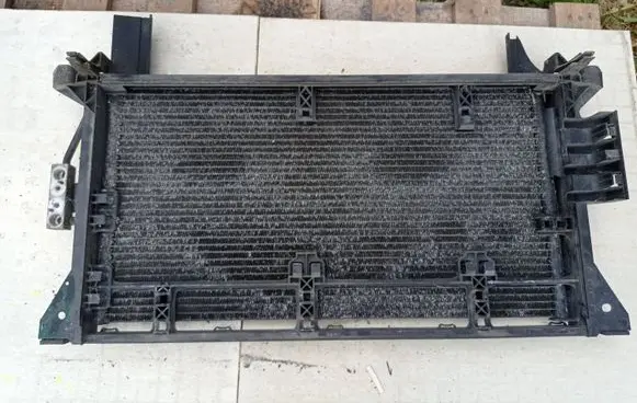 A/C cooling radiator (condenser)