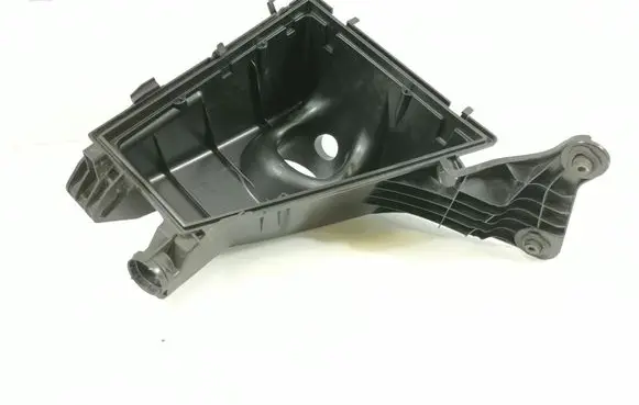 BMW Z4 E89 Air filter box 13717582907