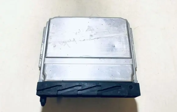 Volvo S60 Engine control unit/module 0281011441 1039S04101