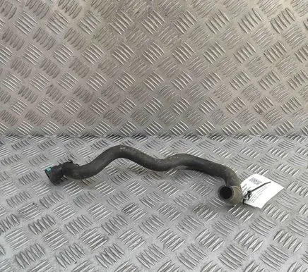 Land Rover Discovery 5 Engine coolant pipe/hose FPLA8K576CA