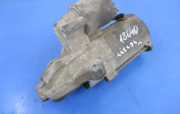 Ford Focus C-MAX Starter motor 3M5T-11000-AC