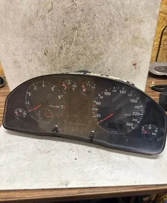 Audi A4 S4 B5 8D Speedometer (instrument cluster) 8D0919033PX 1102088407002