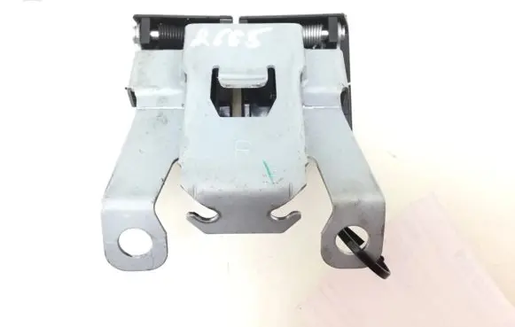 Nissan Qashqai Engine bonnet (hood) release handle