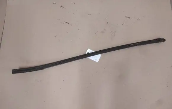 Mercedes-Benz C W203 Windshield trim A2036983298