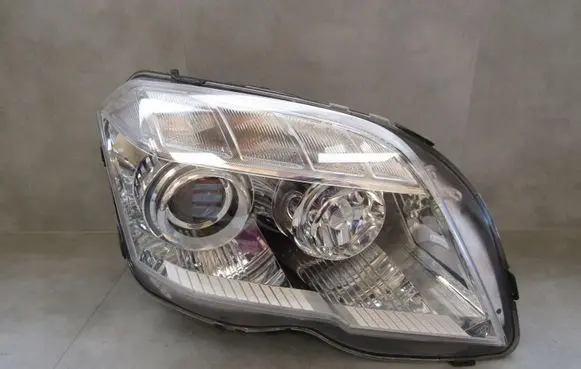Mercedes-Benz C W204 Headlight/headlamp A2048207559