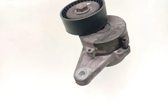 Volkswagen Golf VII Generator/alternator belt tensioner 04L903315A