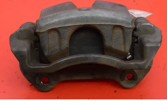 Hyundai Tucson JM Front brake caliper 