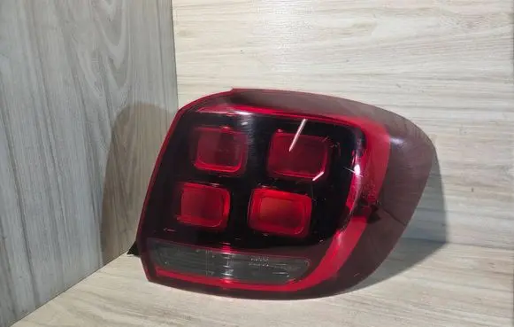 Dacia Sandero II Rear/tail lights 265506147R 90113189 9011318931N