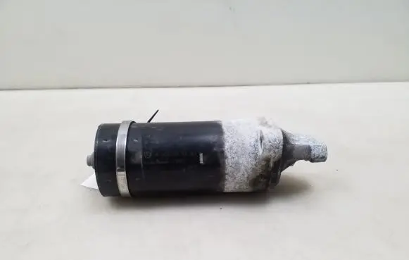 Mercedes-Benz E W211 Starter motor A0061515601