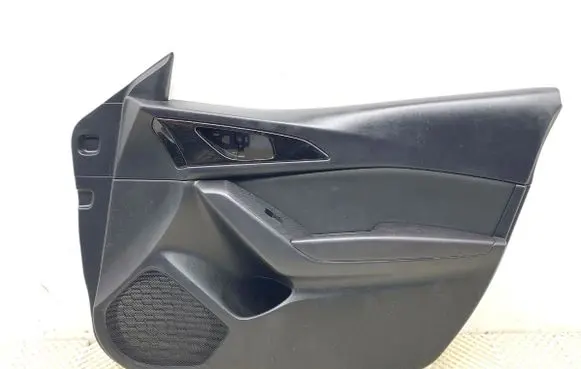 Mazda 3 II Front door card panel trim