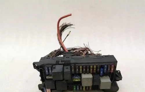 Mercedes-Benz E W211 Fuse box set A2115454101
