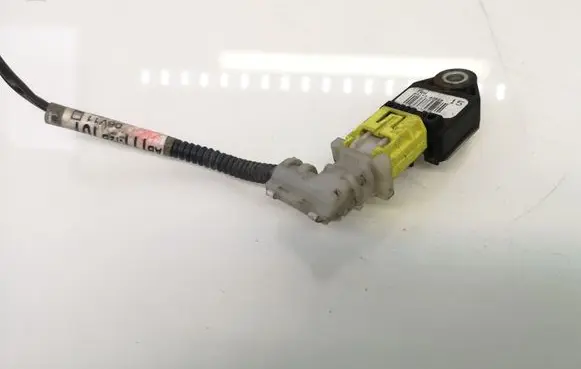 Toyota Auris 150 Airbag deployment crash/impact sensor 8917302050