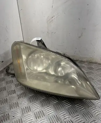 Ford C-MAX I Headlight/headlamp