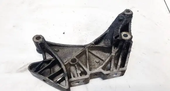 Volkswagen PASSAT CC Engine mounting bracket 06J199207P