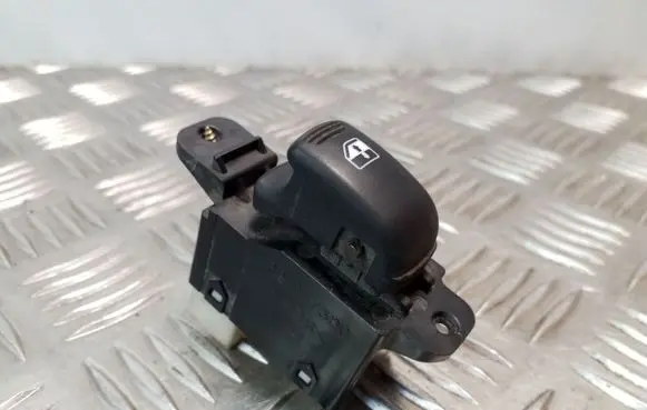 Hyundai Santa Fe Electric window control switch 935753C010 9358026100