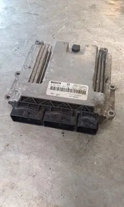 Renault Trafic III (X82) Engine control unit/module 0281031363 237103984R