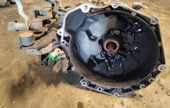 Opel Sintra Manual 5 speed gearbox 12551393 FP92030 DAW