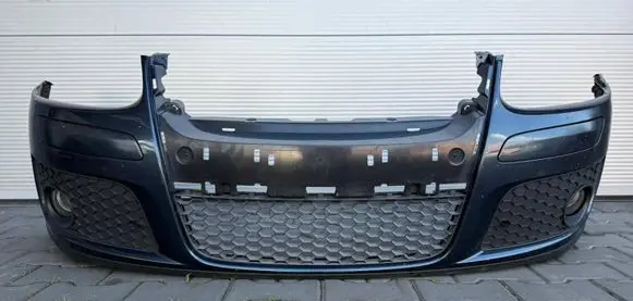 Volkswagen Golf V Front bumper 