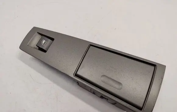 BMW 7 E65 E66 Electric window control switch 8379597 61318379597 7024490