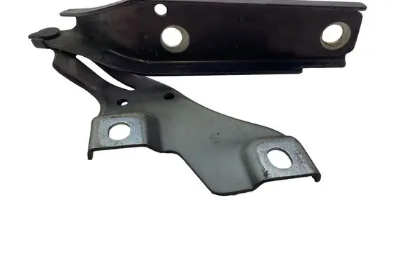 Volkswagen PASSAT B8 Engine bonnet/hood hinges 3G0823302