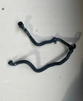 BMW 7 G11 G12 Engine coolant pipe/hose 8602634