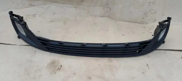 KIA Venga Front bumper lower grill