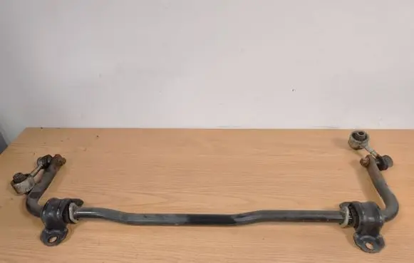 Toyota RAV 4 (XA50) Rear anti-roll bar/sway bar 