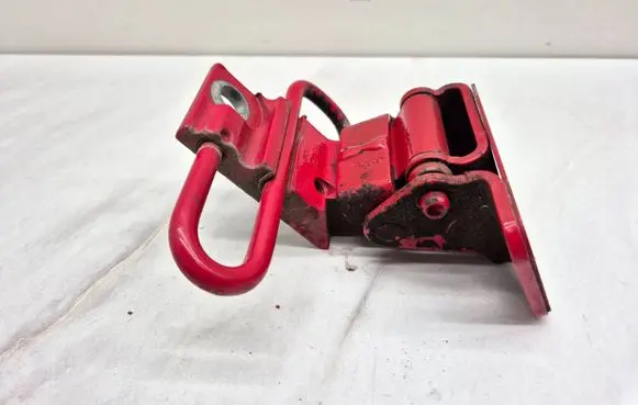 Audi A3 S3 8P Rear door lower hinge 8P4833412A
