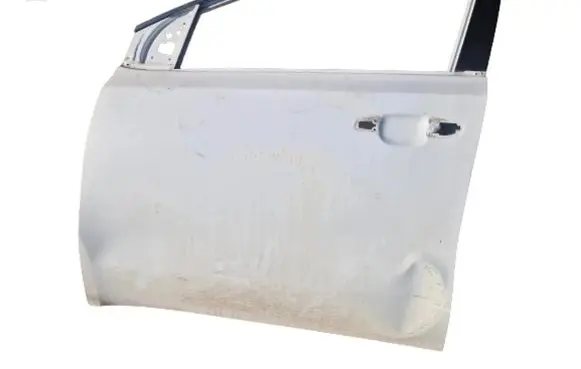 KIA Sportage Front door