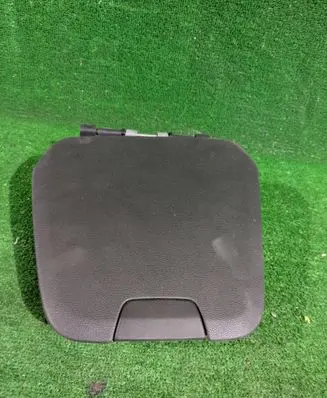 Renault Trafic III (X82) Glove box