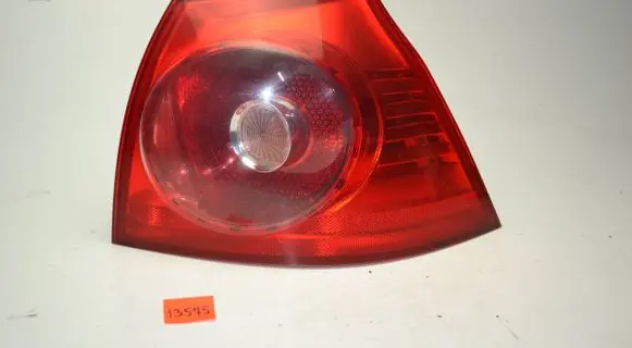Volkswagen Golf V Rear/tail lights 1K6945096E 028490202B 00557241