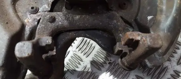 Skoda Octavia Mk2 (1Z) Rear brake caliper