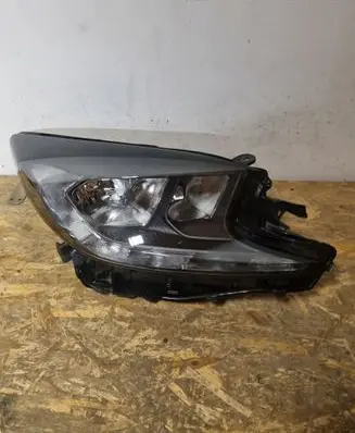 Toyota Aygo AB10 Headlight/headlamp