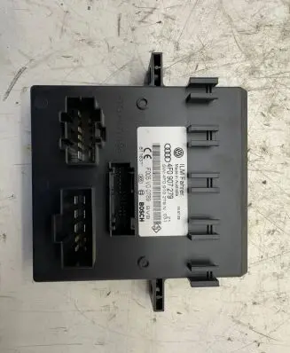 Audi Q7 4L Comfort/convenience module 4F0907279 F005V00789 4F0910279