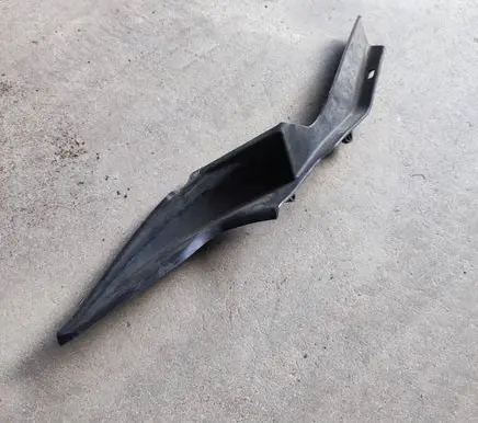 Toyota Hilux (AN120, AN130) Wiper trim 538670K050